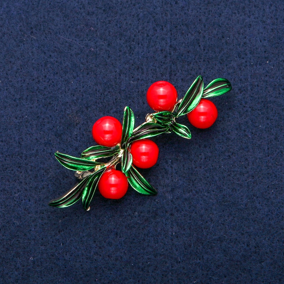 Broșă ramură cu mărgele roșii, email, metal auriu 26×58 mm