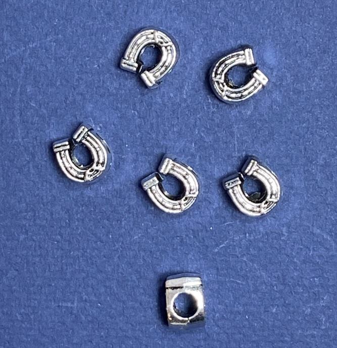 Mărgea Pandora Potcoavă 9x11mm, diametru 5 mm, fason 20 g +/- 9 buc