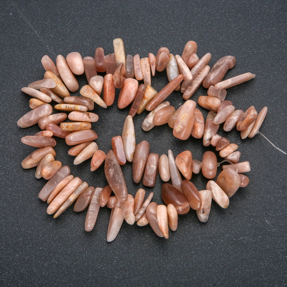 Șir din selenit natural, fragmă în formă de ac, dimensiune 15×5 mm, lungime 40 cm +