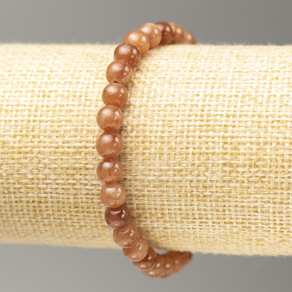 Brățară pe elastic cu selenit (acrilic sintetic) mărgele netede, diametrul 6,5 mm, lungimea 18 cm