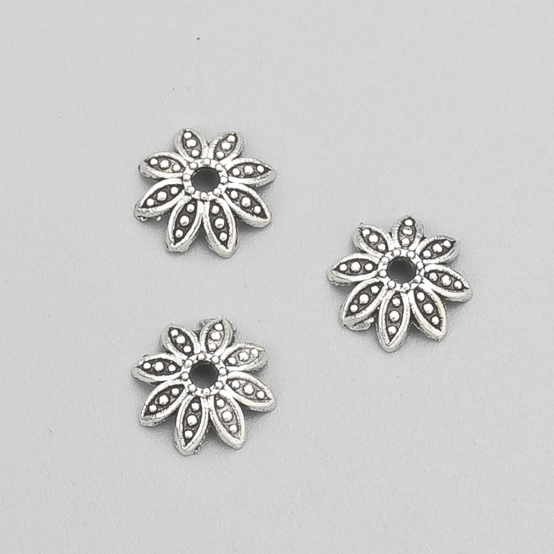 Capăt de șnur din metal, culoare argintiu, diametru 10x3 mm (+/-), ambalaj de 20 g, 80(+/-) buc