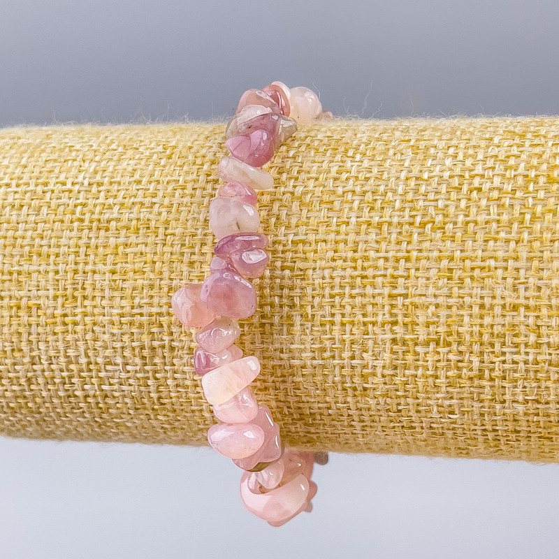 Brățară cu cuarț turmalinat, fragmente din cuarț natural, diametru 8×3 mm, lungime 18 cm (elastic)