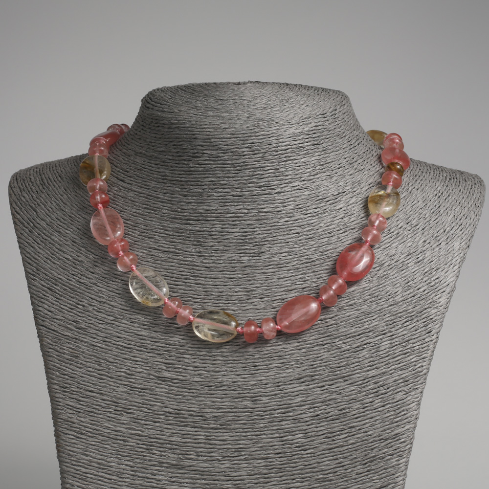 Colier din piatră naturală calcedon, oval plat, diametrul 13×18 mm, rondele 9×6 mm, lungime 45 cm