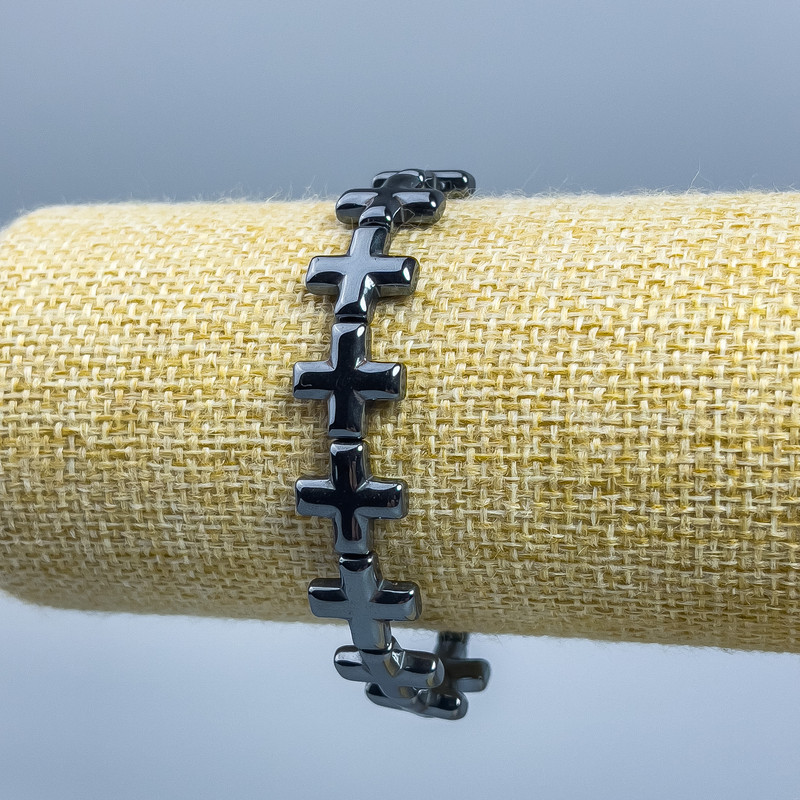 Brățară Hematit cu Cruce, diametrul 12,5 × 12,5 mm, lungime 18 cm (elastic)