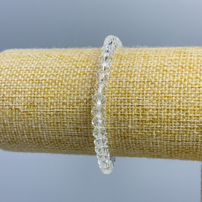Brățară din cristal ceh, alb, transparent, rondel tăiat, diametrul 6x5 mm, lungime 18 cm (elastic)