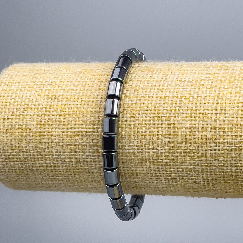 Brățară hematit cilindrică, diametru 6×6 mm, lungime 18 cm (extensibil)