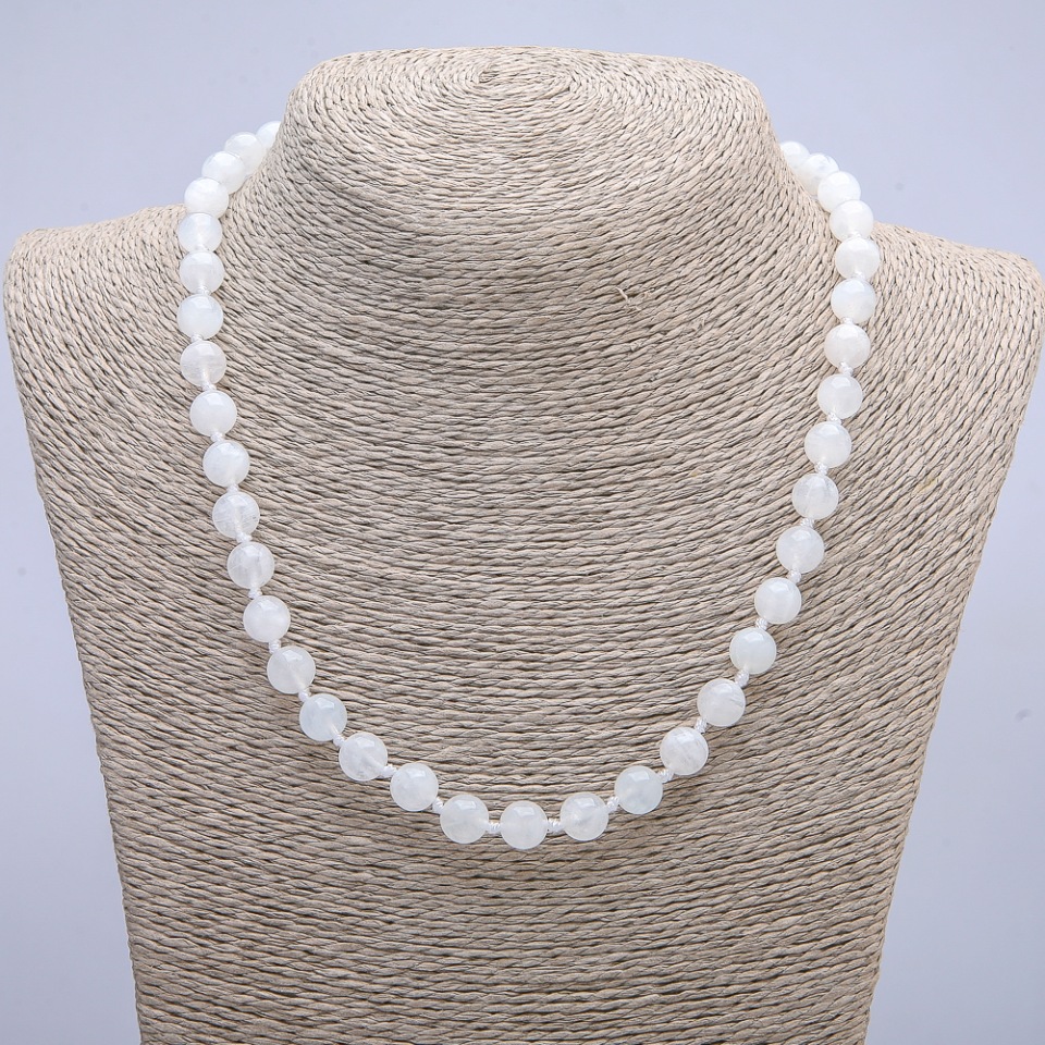 Colier din adular, bile netede de 6 mm, lungime 45 cm +