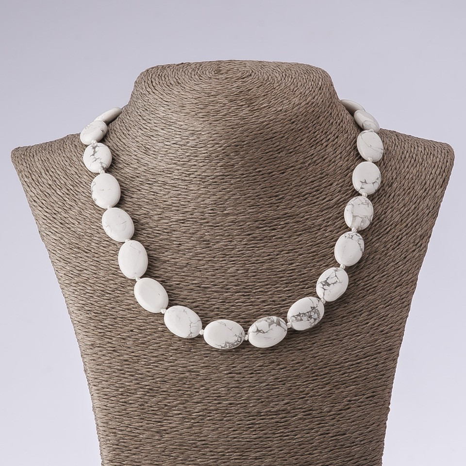 Colier din piatră naturală Kaholong, oval, lungime 45 cm, diametru 13×18 mm