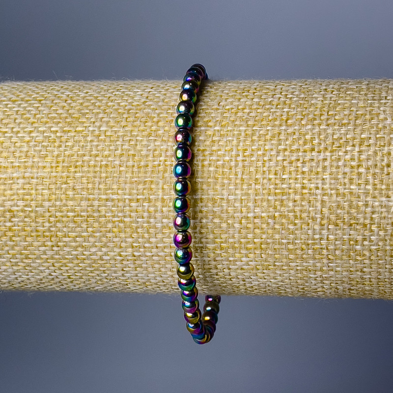 Brățară din hematit cu nuanță de benzină